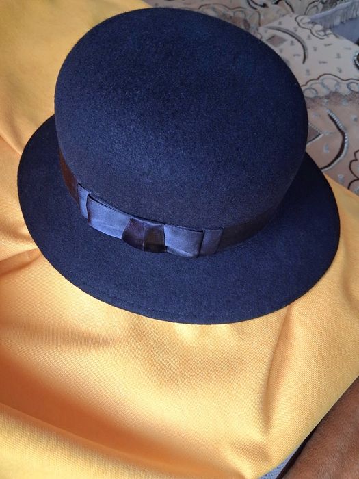 Pălărie elegantă  neagră, lână 100%, 56 cm