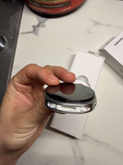 Samsung Galaxy Watch 8 44mm silver в гаранция