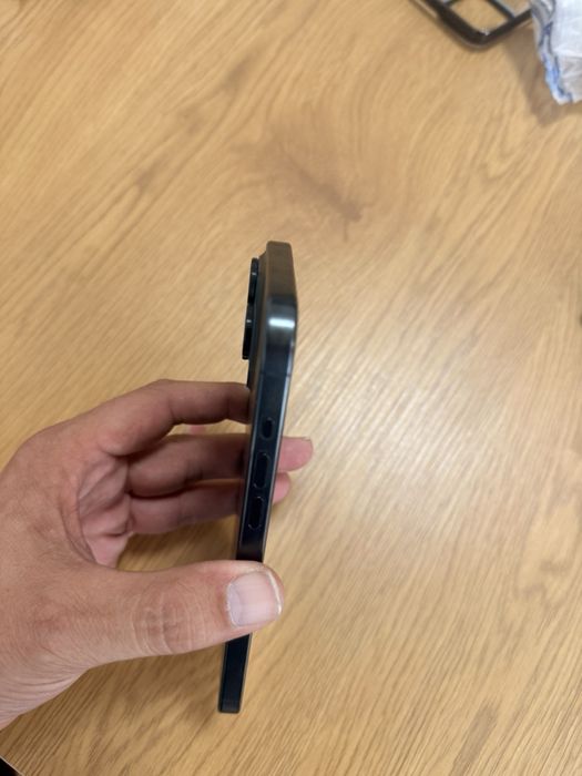 Iphone 15 pro max 256+ IWATCH 10 46 mm