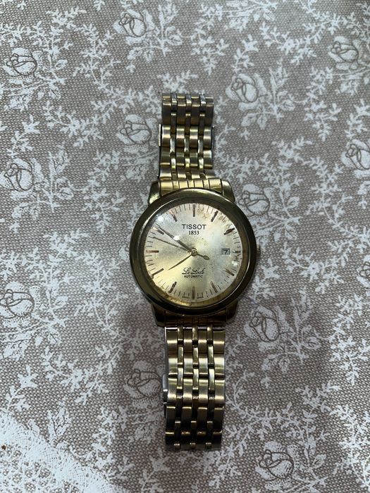 Qo'l Soatla sotiladi 5ta