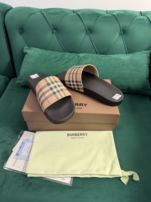 Papuci Slapi Gucci Full Box colectie noua 2025