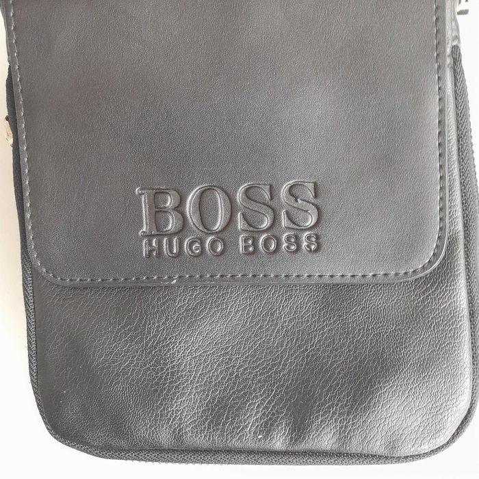 Мъжка crossbody чанта    Hugo Boss