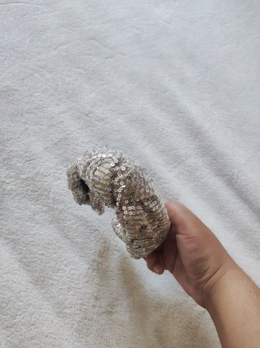 Шикарный ободок с пайетками