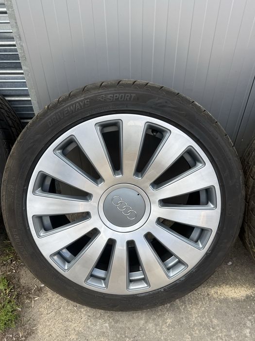 Джанти с гуми за Audi OEM 19 цола  5x112 ;8.5 J;ET 45 -Оригинални