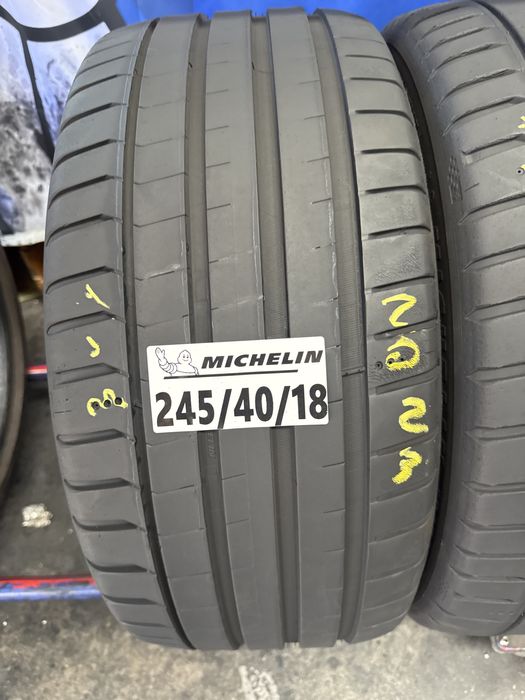 245/40/18 Michelin