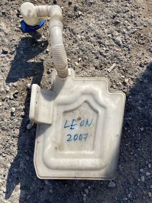 Казанче за чистачки за Сеат Леон 1Р 2005- 2012