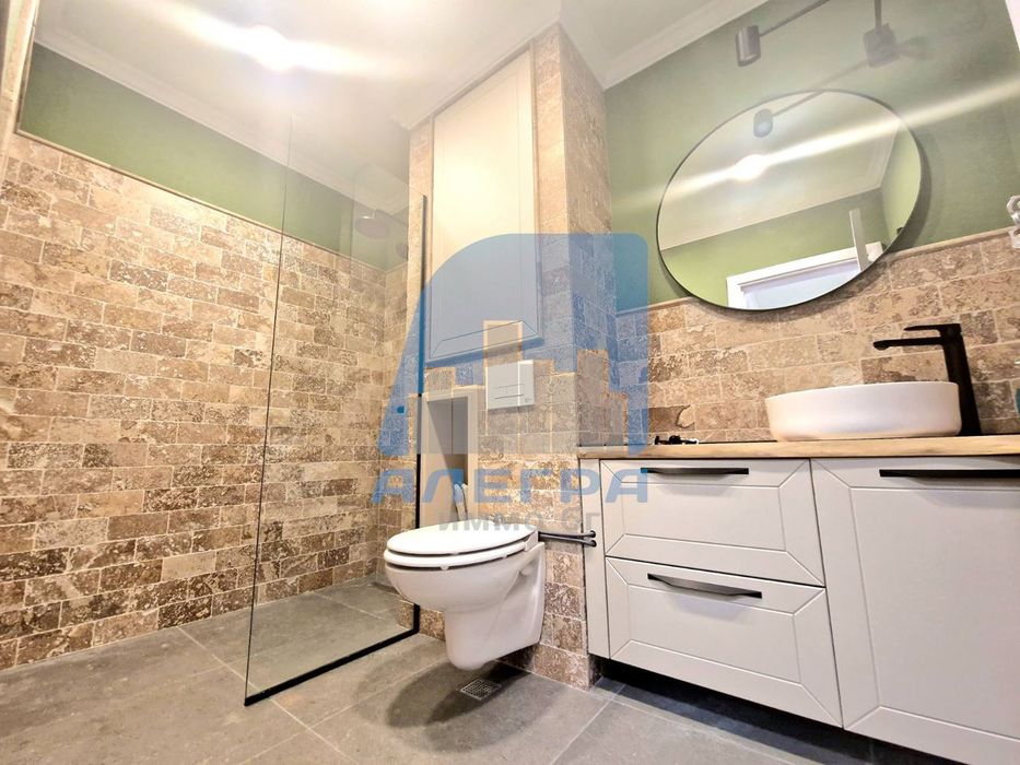 3-стаен в София-Хиподрума площ 120 цена 1250