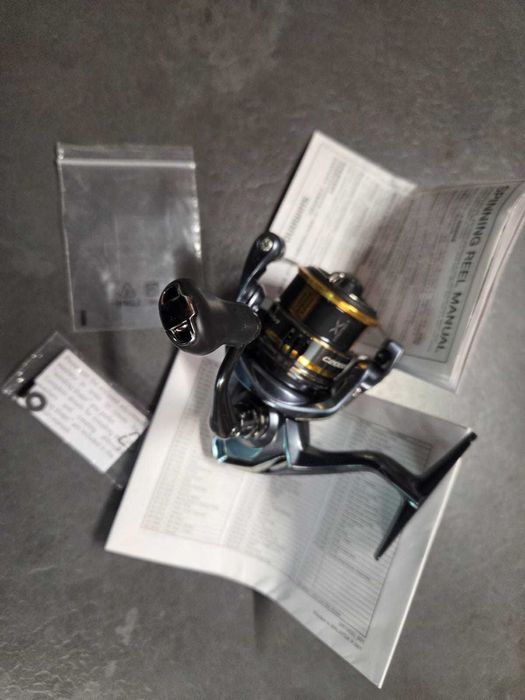 mulineta spinning shimano ultegra c2000s