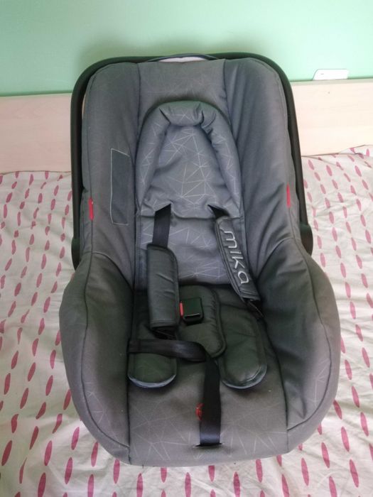 Столче /Кошница за бебе CHIPOLINO