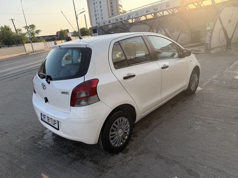 Toyota Yaris Benzina