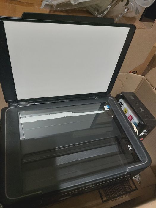 Продам цветной принтер