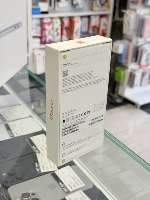 Apple iPhone 17 Pro 256GB Cosmic Orange