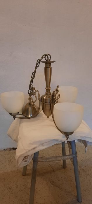 Люстра 3х рожковая