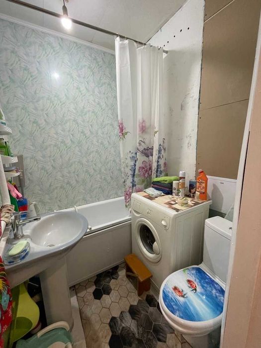 Продам 1ком, кирпичный дом