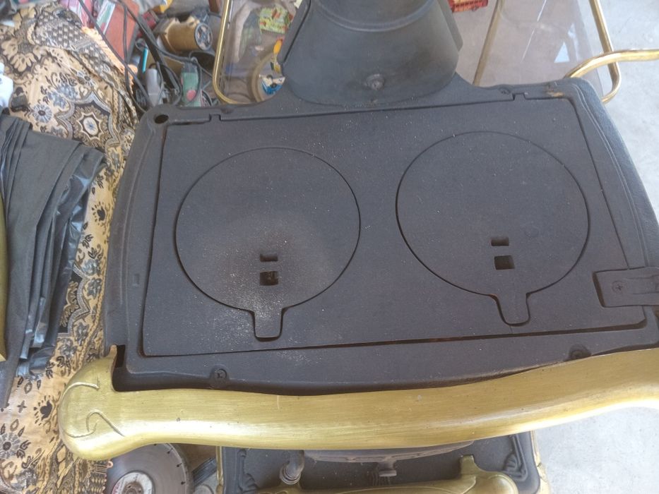 Soba italiana din fonta