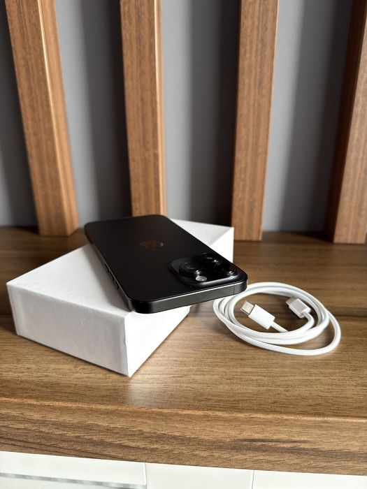 Iphone 16 Pro Max 256GB - Baterie 96%