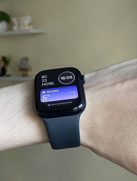 Apple Watch SE 2 АКБ 99 % Почти Новый Звонить Оригинал