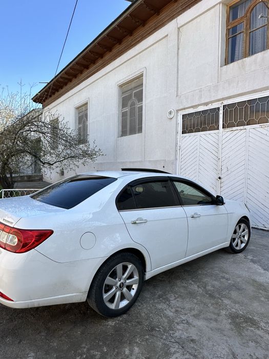 Chevrolet Epica 2010 — 2