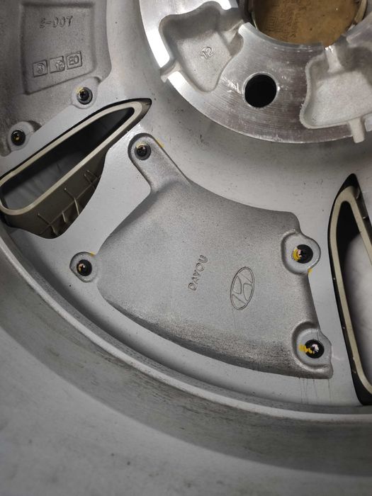 Оригинални джанти 17 цола 5 114.3 Hyundai