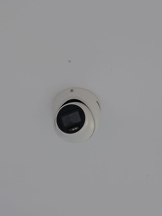 Montaj camere supraveghere HikVision