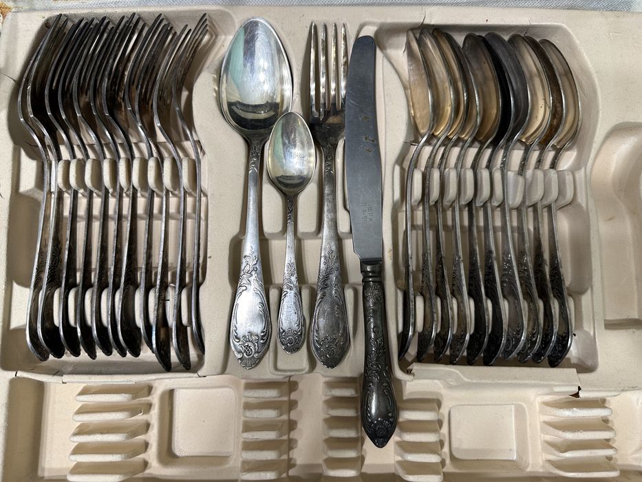 Мельхиор , столовые приборы 25 шт