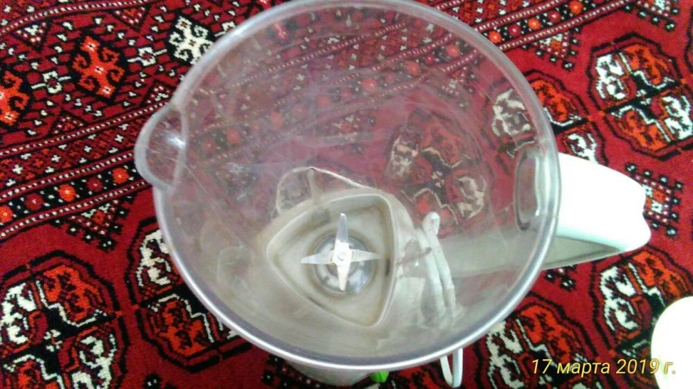 Блендер марки BLACK&DECKER Сабзавотларни майдалаш учун ишлатса булади