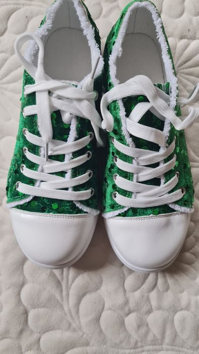 Зелени кецове( паетки)