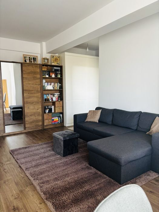 Vand apartament cu 3 camere, str Bujorilor Burdujeni