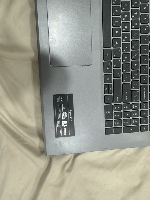 Продам ноутбук   Фирма  Acer