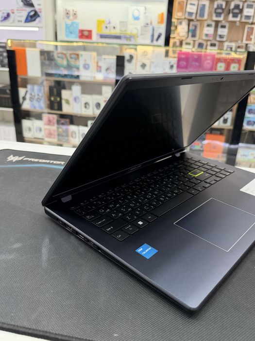 Asus vivobook e150ka
