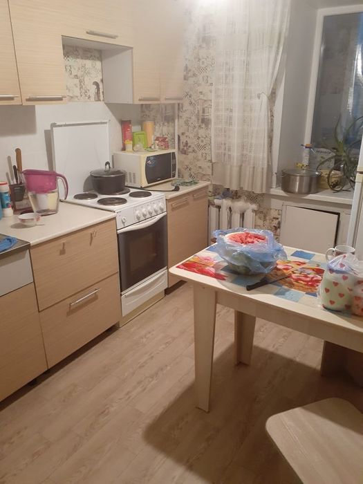 Возьму девушку  на подселение