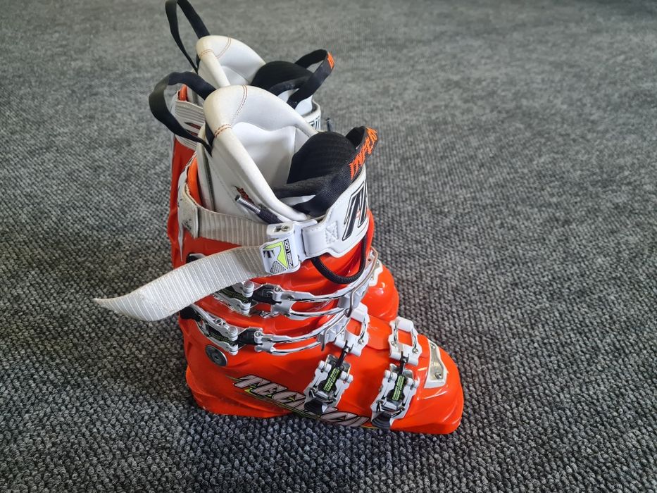 Ckи обувки Тecnika