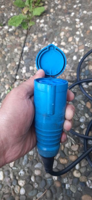 Захранваш Кабел Каравана - Къмпинг  !