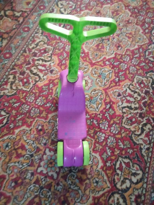 Продам детский самокат