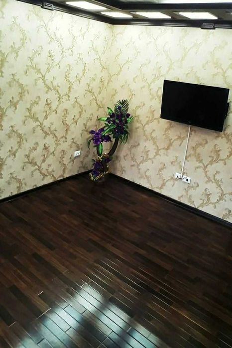 Jondor "Pojarniy" idorasi oldida uy sotiladi.1-dom,2-qavat 15-xonadon