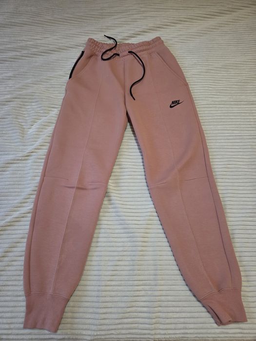 Дамско долнище Nike