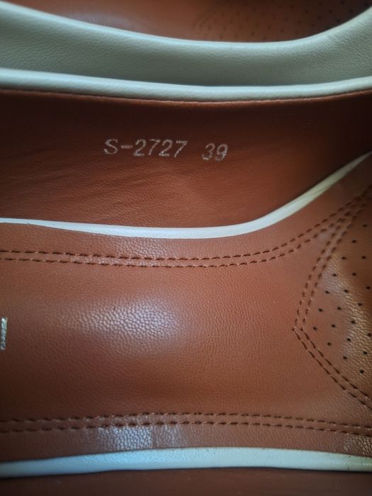 Продам   женские    туфли