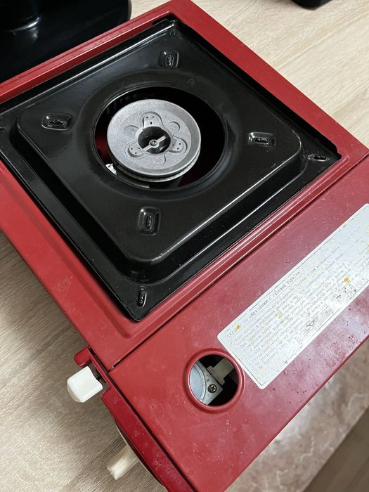 Продам газовую плиту