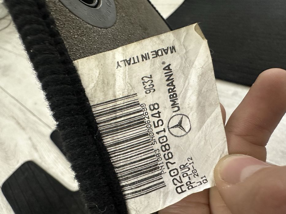 Полики на мерседес