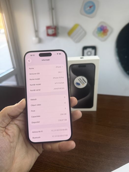 Vand Iphone 15 Pro 256Gb Full box