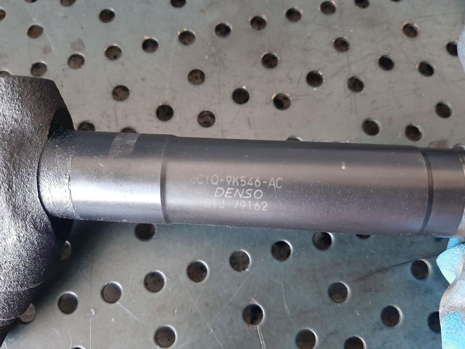 Injector 2.0 tdi audi q3 8u a3 8v a4 b8 a5 8t3 seat alhambra leon ateca 0445110471