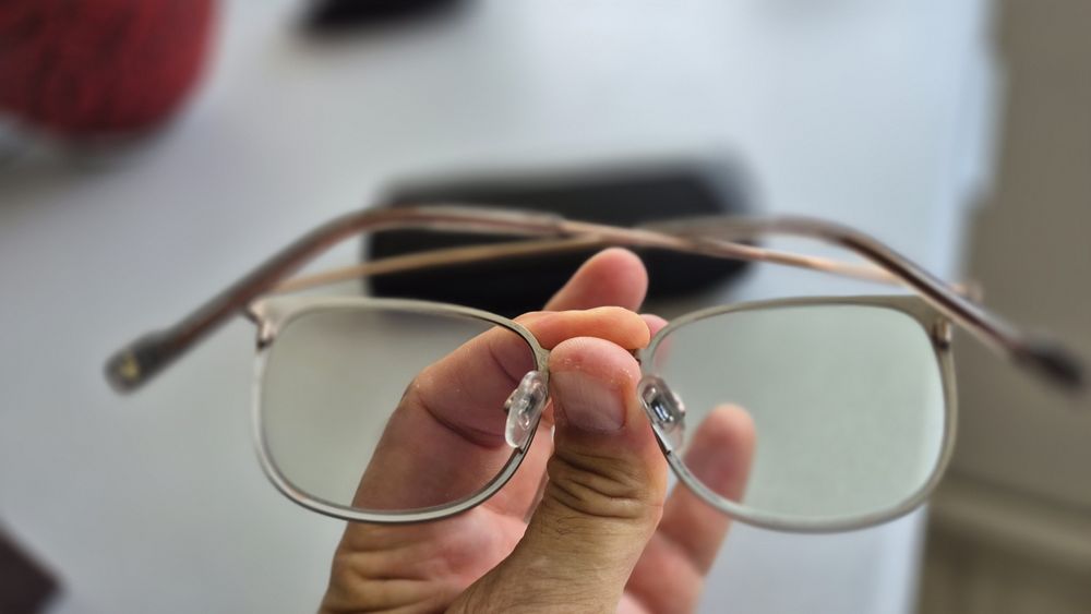 Ochelari progresivi +1,50 cu +3,25 cu rama titan vintage