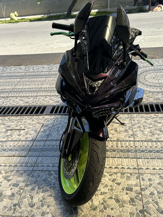 motosikl 400cc.