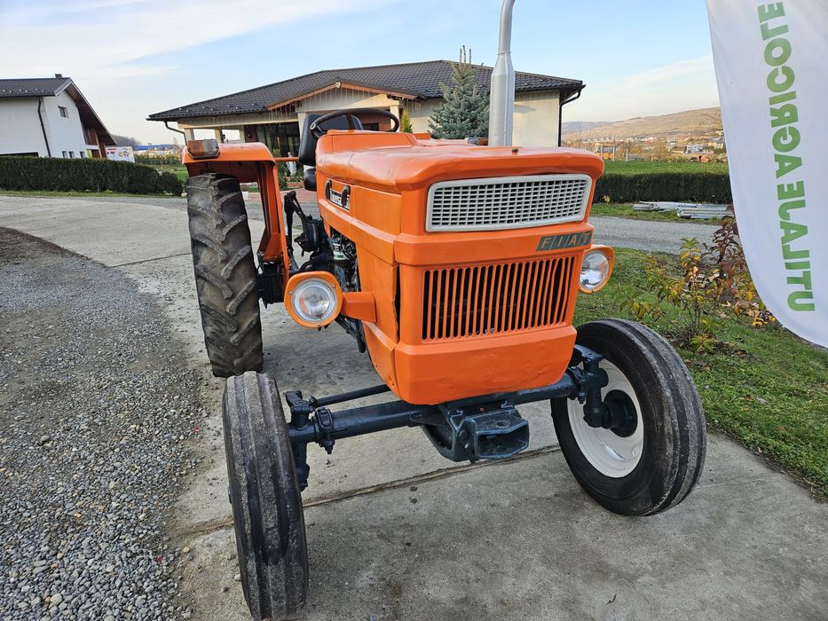 Tractor Universal 460