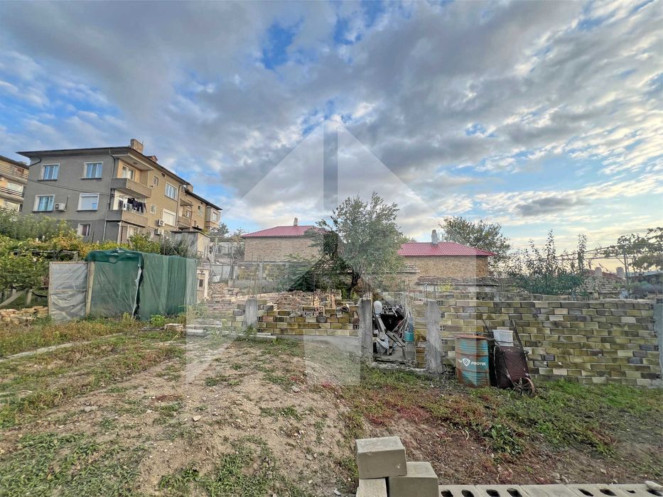 Продава се Парцел в Нови пазар - 415 кв.м за 74 €/кв.м - Снимка #9