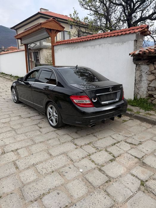W204 651 мотор На Части