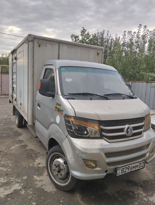 Продам машину грузовую