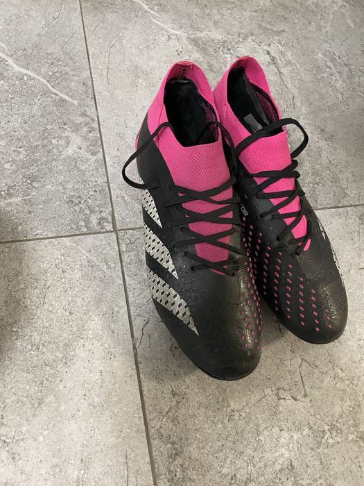 Футбольные бутсы Adidas