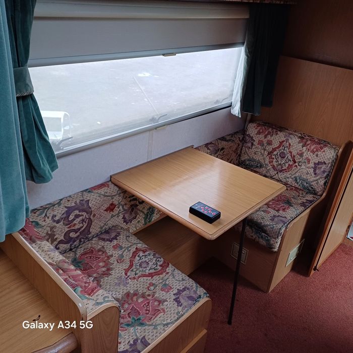 Vând rulota elddis 2003 neinmatriculata 3 zone 5 pers