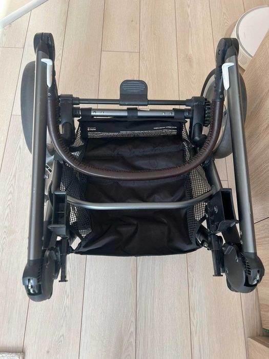 Детска количка Mutsy EVO industrial gray СПЕШНО